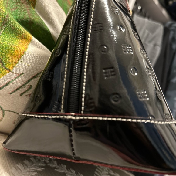 Arcadia Black Patent Leather Handbag - Picture 3 of 8